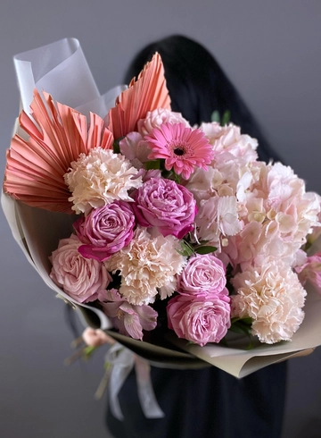Авторский букет &laquo;Розовая Пантера&raquo; от интернет-магазина цветов в 