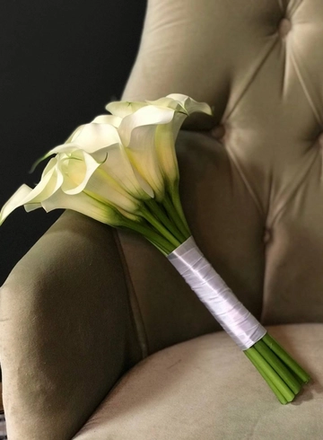 Свадебный букет «Нежный аромат» от интернет-магазина цветов в 