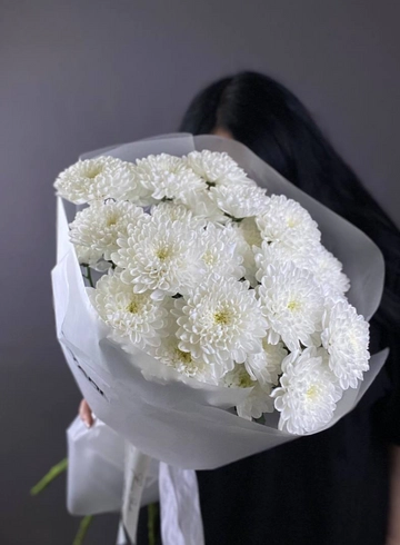 Монобукет из хризантемы &laquo;Нежность Алтая&raquo;  от интернет-магазина цветов в 