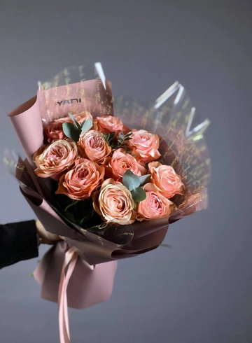 Монобукет  из роз &laquo;Флорентийская соната&raquo; от интернет-магазина цветов в 