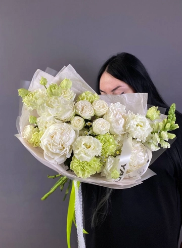 Сборный букет «Парижская мечта» от интернет-магазина цветов в 