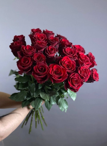25 Красных роз от интернет-магазина цветов в 