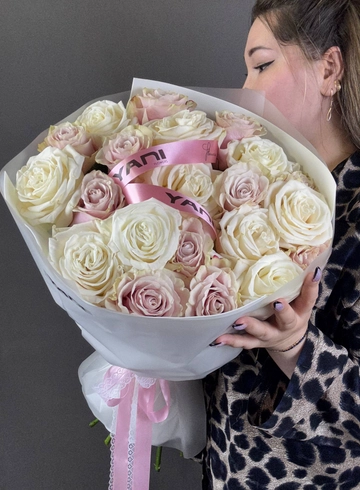 Монобукет микс «Эквадор» от интернет-магазина цветов в 