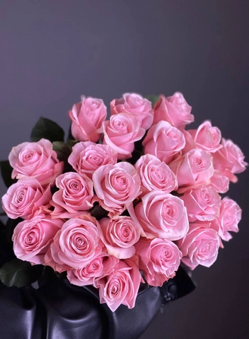 Монобукет из розовых роз  от интернет-магазина цветов в 