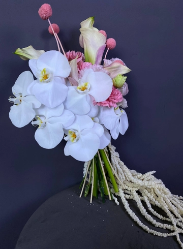 Свадебный букет «Зеркало души» от интернет-магазина цветов в 