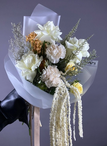 Авторский букет «Лесное вдохновение» от интернет-магазина цветов в 